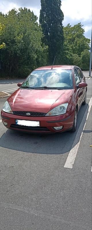 Rot Gebraucht 2003 Ford Focus Limousine | 580 € (Superpreis) - Bild 1/4