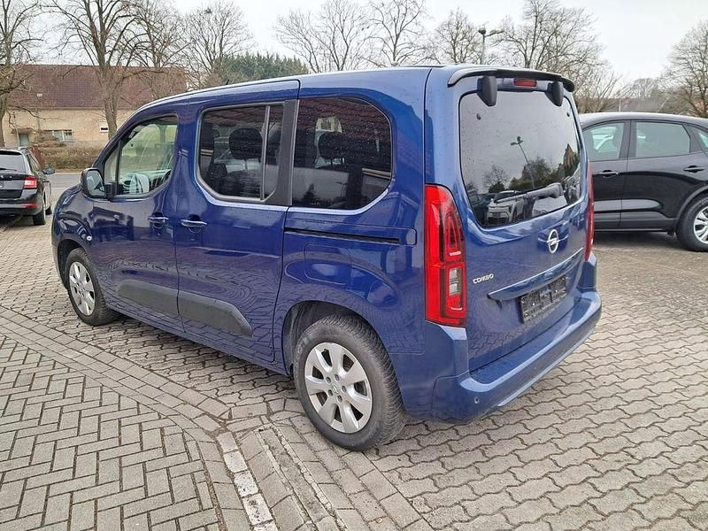 Gebraucht Opel Combo Life Elegance 131 PS (96 kW) 2022 Blau Van / Kleinbus