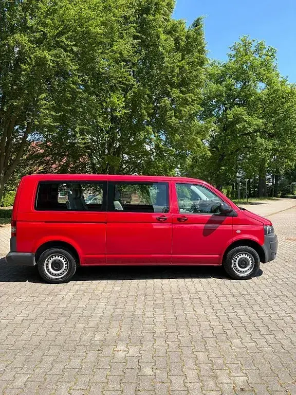 Gebraucht VW Transporter 102 PS (75 kW) 2010 Rot Van