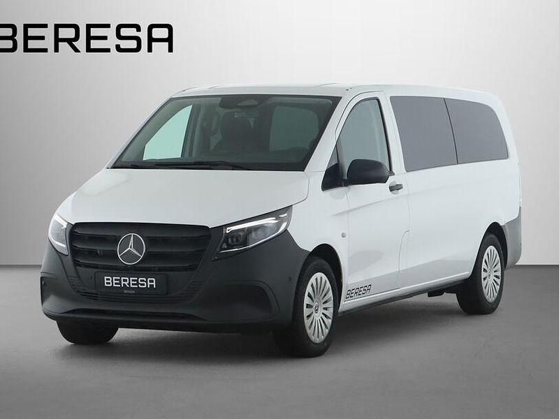 Arktikweiß Gebraucht 2024 Mercedes Vito Van / Kleinbus | 57.049 € - Bild 1/3