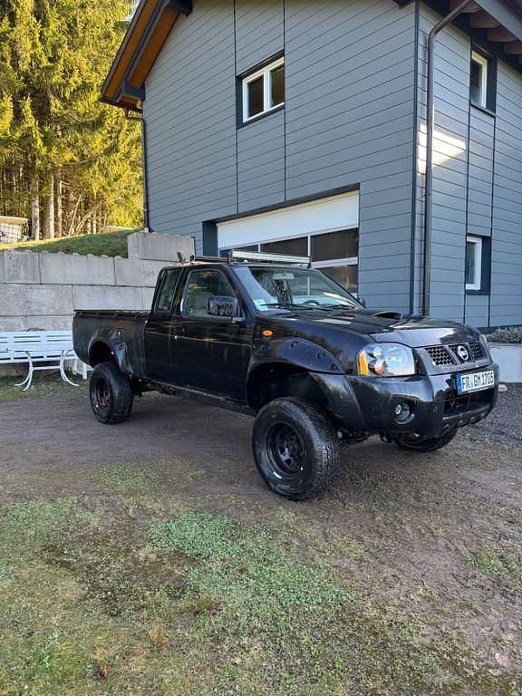 Gebraucht Nissan Navara 133 PS (97 kW) 2003 Schwarz Pickup