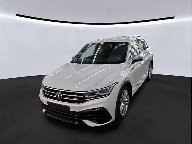 Gebraucht VW Tiguan R 320 PS (235 kW) 2023 Pure white SUV