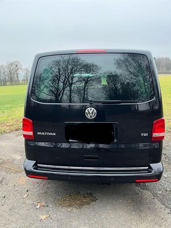 Gebraucht VW Multivan Highline 179 PS (131 kW) 2012 Schwarz Van