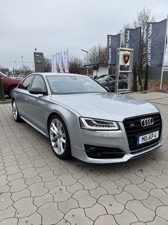 Gebraucht Audi S8 plus Ambiente 605 PS (444 kW) 2016 Silber Limousine
