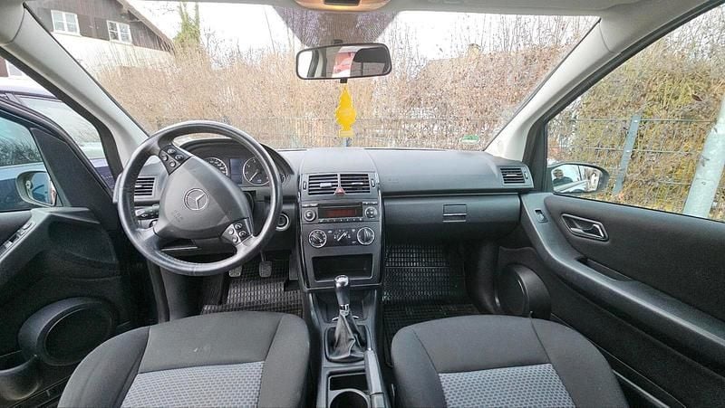 Gebraucht Mercedes A150 95 PS (69 kW) 2005 Blau Kleinwagen