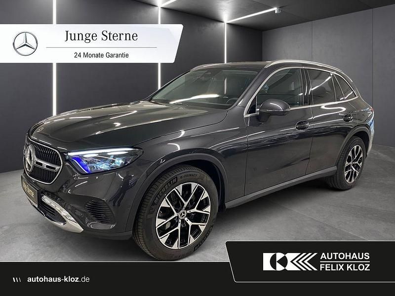 Grau Gebraucht 2024 Mercedes GLC200 Avantgarde SUV | 53.900 € (Fairer Preis) - Bild 1/4