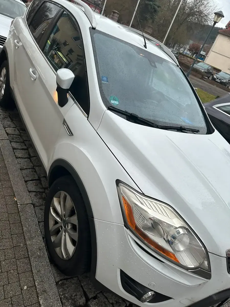 Gebraucht Ford Kuga 136 PS (100 kW) 2009 Weiß SUV