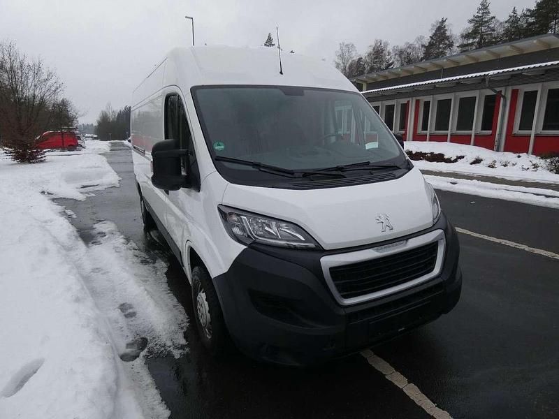 Gebraucht Peugeot Boxer 140 PS (102 kW) 2021 Blanc banquise Van
