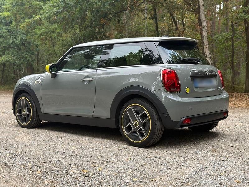 Gebraucht Mini Cooper SE 135 kW (184 PS) 2020 Grau Kleinwagen