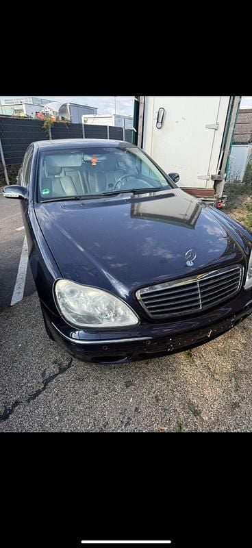 Blau Gebraucht 2001 Mercedes S320 Limousine | 2.050 € (Superpreis) - Bild 1/3