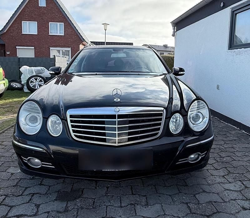 Second-hand Mercedes E280 190 CP (139 kW) 2008 Negru Break