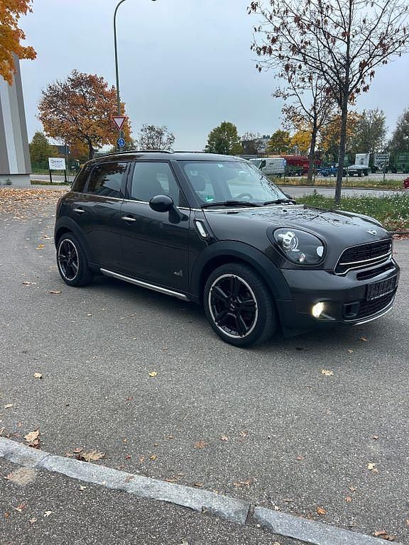 Braun Gebraucht 2016 Mini Cooper SD Countryman SUV | 13.328 € (Fairer Preis) - Bild 1/4