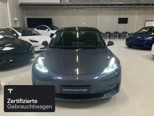 Occasion Tesla Model 3 RWD 283 kW (385 ch) 2022 Argent Berline