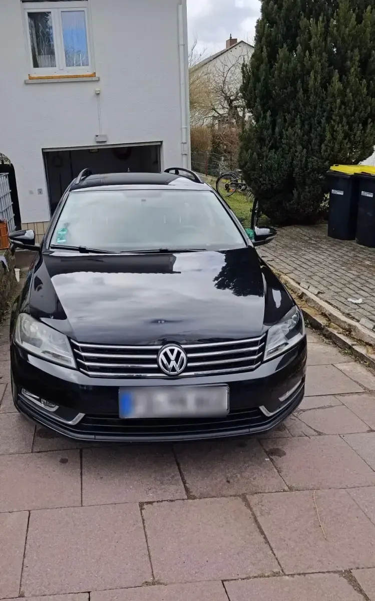 Gebraucht VW Passat 106 PS (77 kW) 2011 Schwarz Kombi