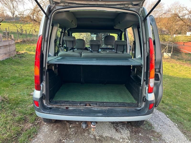Gebraucht Renault Kangoo 82 PS (60 kW) 2003 Silber Van / Kleinbus