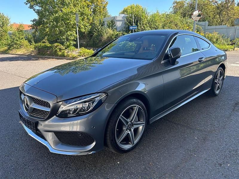 Grau Gebraucht 2018 Mercedes C250 Coupé | 29.999 € (Teuer) - Bild 1/4
