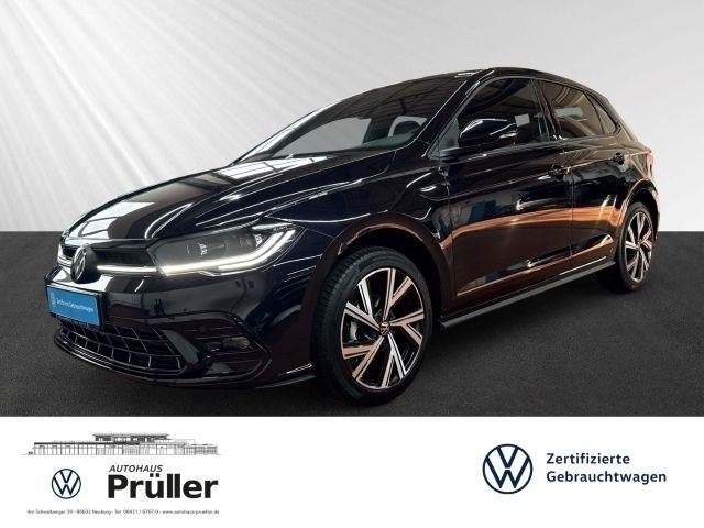 Deep black perleffekt (schwarz) Gebraucht 2024 VW Polo R-line Kleinwagen | 24.400 € (Fairer Preis) - Bild 1/4