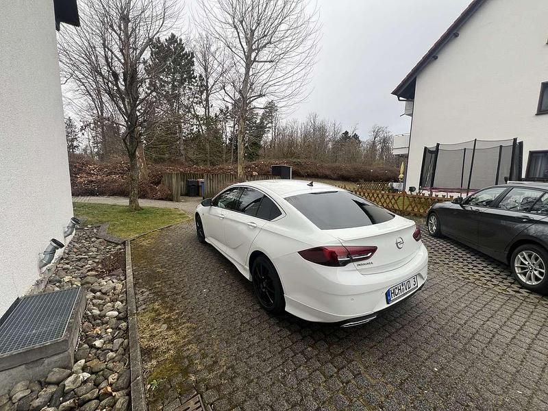 Gebraucht Opel Insignia GS Line 174 PS (127 kW) 2021 Weiß Kleinwagen