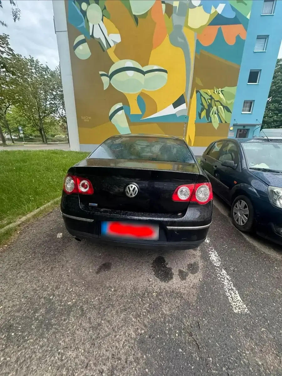 Używany VW Passat 116 KM (85 kW) 2005 Czarny Sedan/Limuzyna