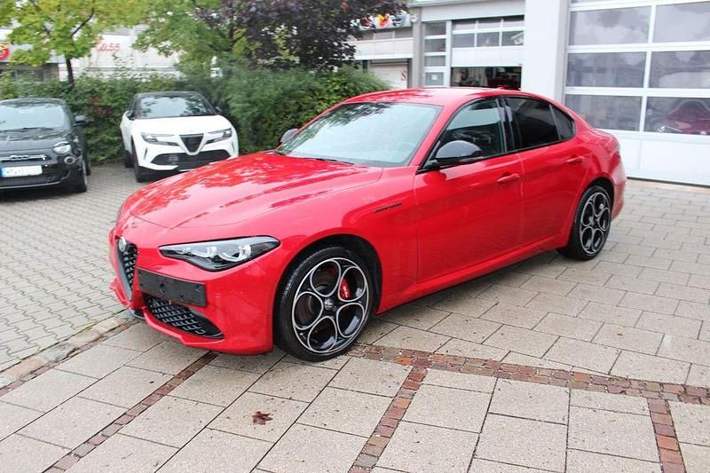 Colore esterno (rosso alfa, un Gebraucht 2023 Alfa Romeo Giulia Competizione Limousine | 36.900 € (Fairer Preis) - Bild 1/4