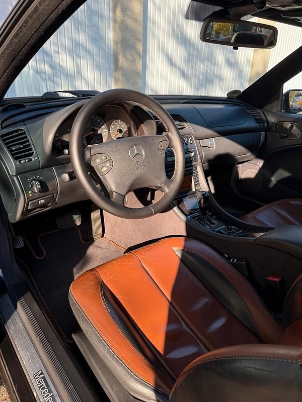Gebraucht Mercedes CLK320 AMG 218 PS (160 kW) 2002 Schwarz Coupé