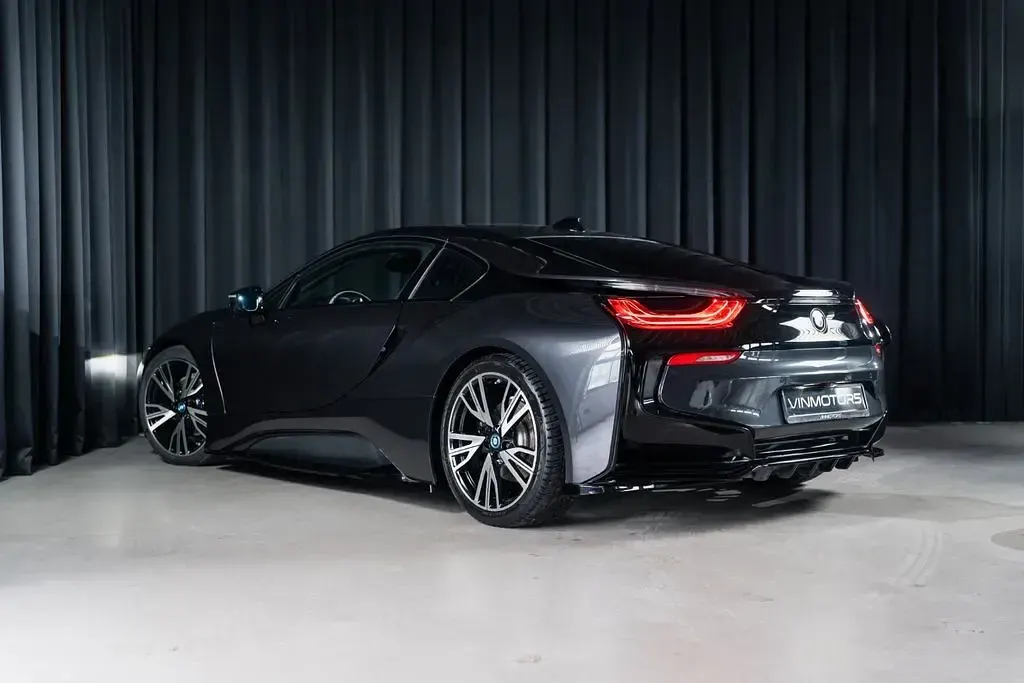 Gebraucht BMW i8 Performance 231 PS (169 kW) 2015 Grau Coupé