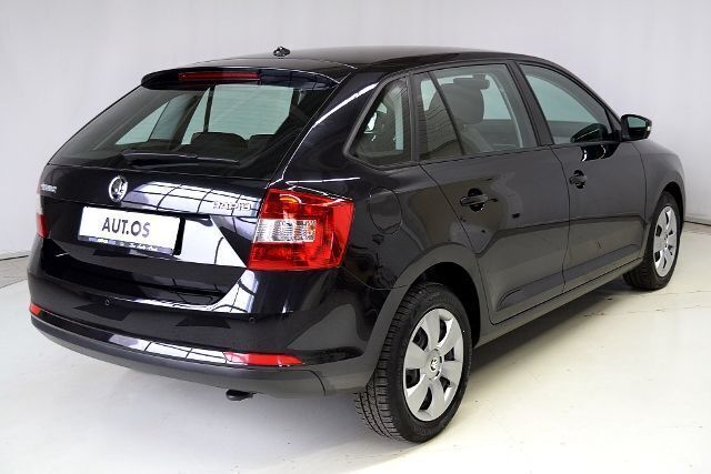 Gebraucht Skoda Rapid Ambition 90 PS (66 kW) 2015 Schwarz metallic Kombi