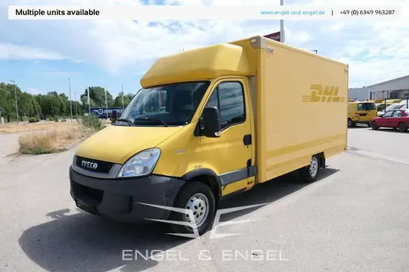 Occasion Iveco Daily 106 ch (77 kW) 2011 Jaune Berline