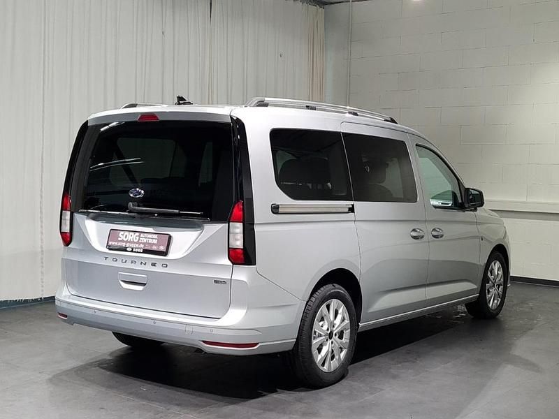 Neu Ford Tourneo Titanium 150 PS (110 kW) 2025 Silber, stardustsilver met.
