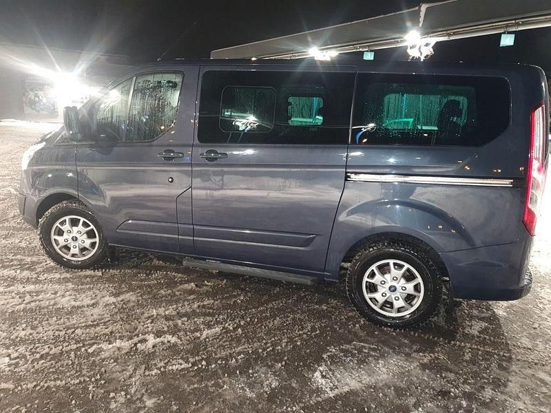 Gebraucht Ford Tourneo 155 PS (114 kW) 2013 Grau Van / Kleinbus