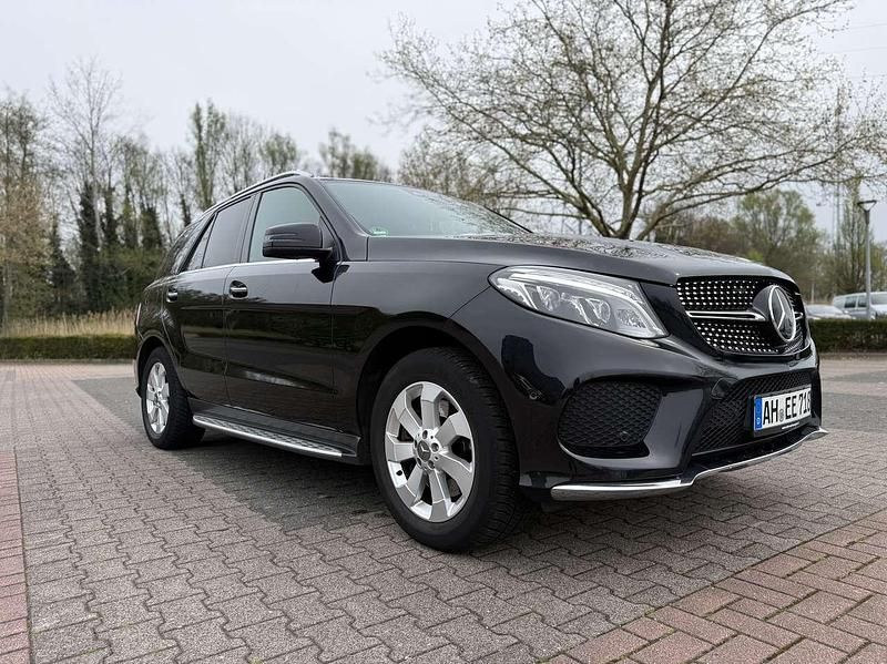 Gebraucht Mercedes GLE350 AMG 258 PS (189 kW) 2017 Schwarz Kombi