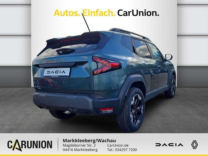 Neu Dacia Duster Extreme 143 PS (105 kW) 2025 Zedergrün Limousine
