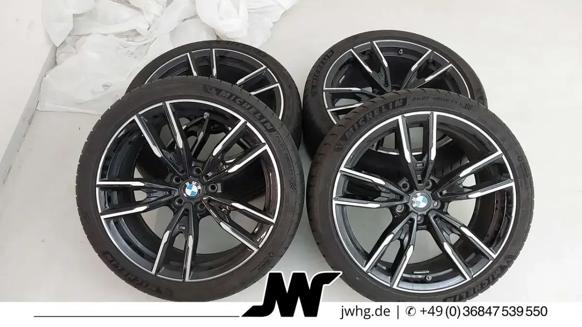 Gebraucht BMW 340 M Sport 340 PS (250 kW) 2024 Black sapphire metallic Kombi