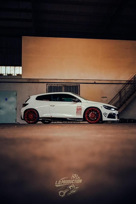 Weiß Gebraucht 2008 VW Scirocco Coupé | 12.000 € - Bild 1/4