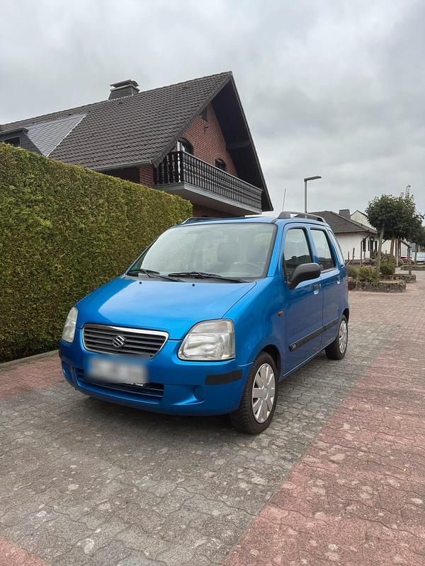 Blau Gebraucht 2002 Suzuki Wagon R+ Kombi | 650 € (Fairer Preis) - Bild 1/4