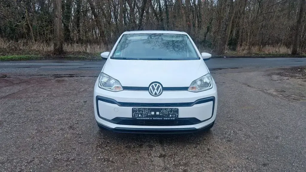 Gebraucht VW up! move up! 90 PS (66 kW) 2017 Weiß Kleinwagen