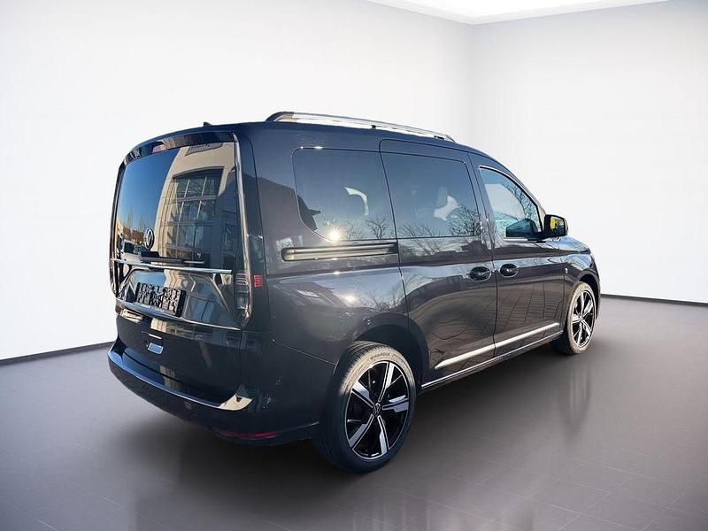 Neu VW Caddy Style 116 PS (85 kW) 2025 Deep black perleffekt Van / Kleinbus
