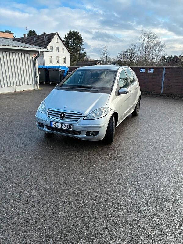 Gebraucht Mercedes A180 Classic 109 PS (80 kW) 2004 Silber Kleinwagen