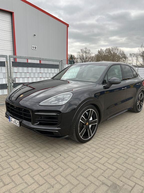 Gebraucht Porsche Cayenne 462 PS (339 kW) 2021 Schwarz SUV