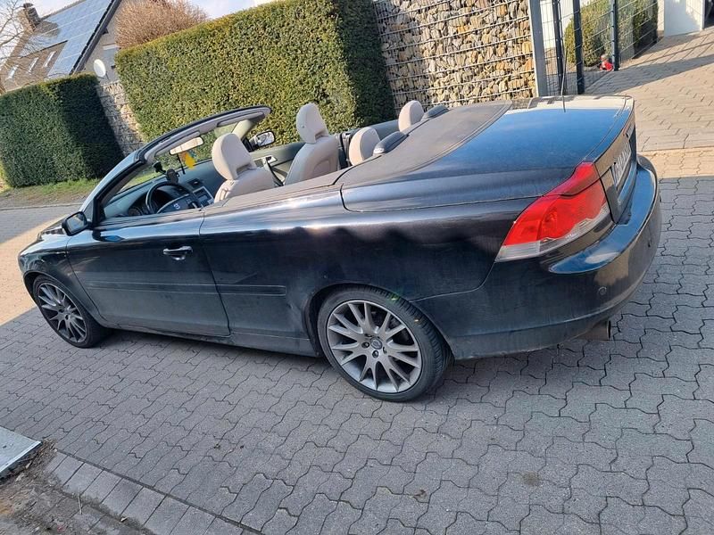 Schwarz Gebraucht 2025 Volvo C70 Cabrio | 5.999 € - Bild 1/4