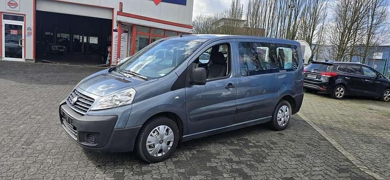 Gebraucht Fiat Scudo 90 PS (66 kW) 2010 Grau Van