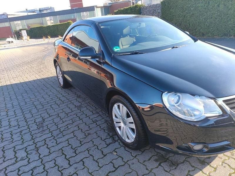 Gebraucht VW Eos 150 PS (110 kW) 2008 Schwarz Cabrio
