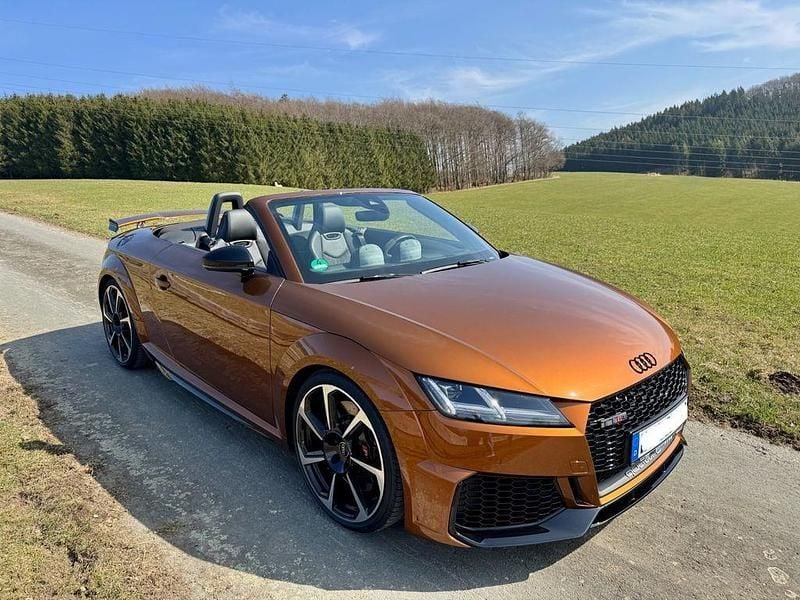 Braun Gebraucht 2022 Audi TT Roadster Ambiente Cabrio | 56.890 € (Guter Preis) - Bild 1/4