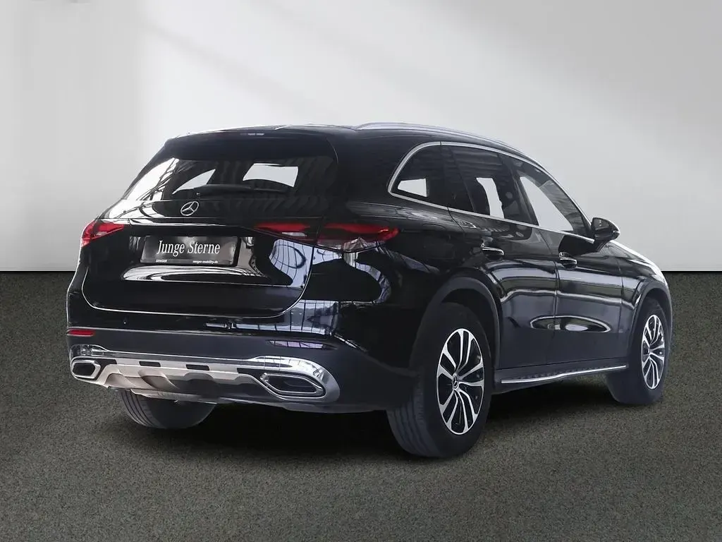 Gebraucht Mercedes GLC220 Avantgarde 197 PS (144 kW) 2024 Schwarz SUV