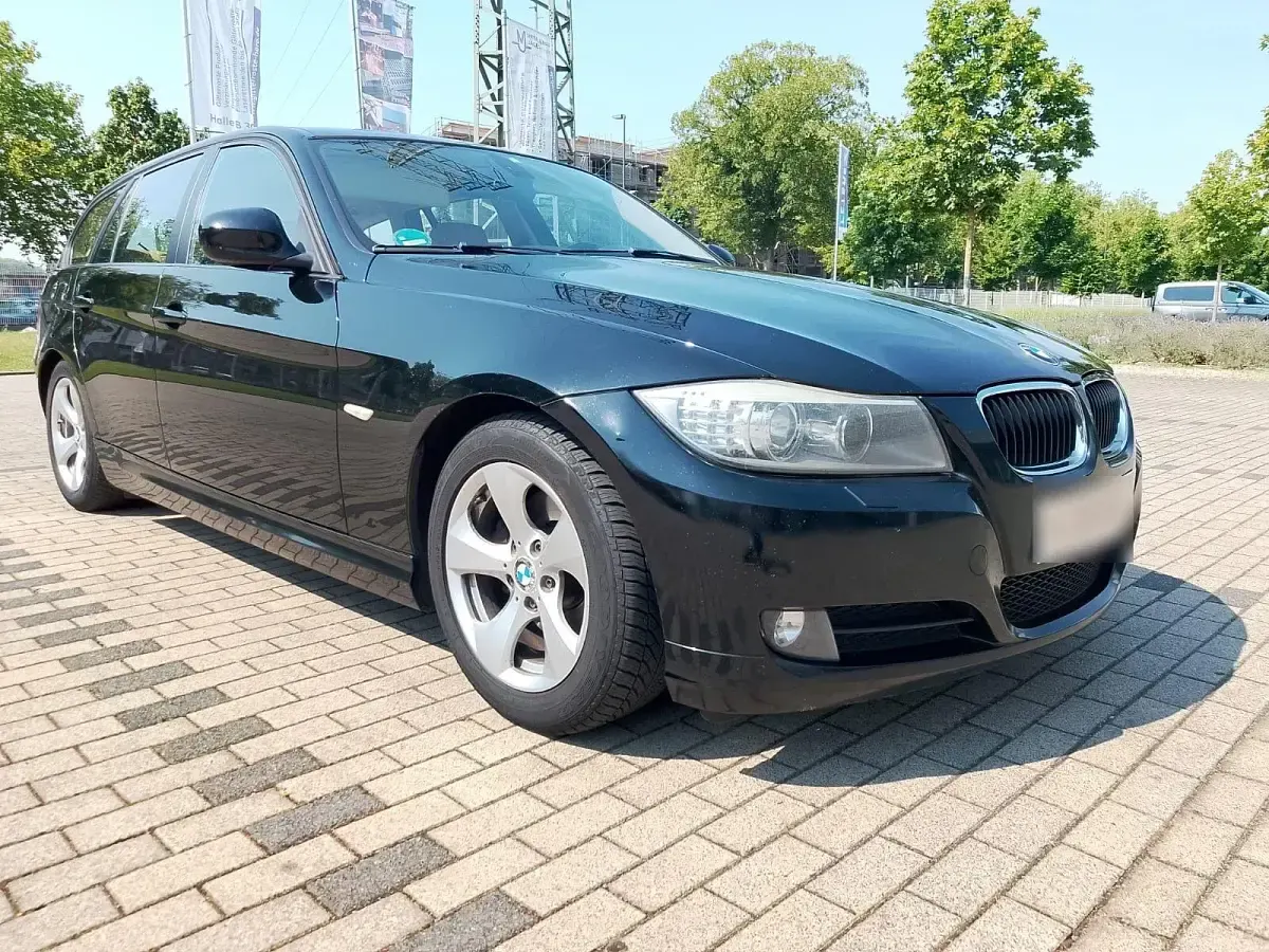 Gebraucht BMW 320 163 PS (119 kW) 2011 Beige Kombi