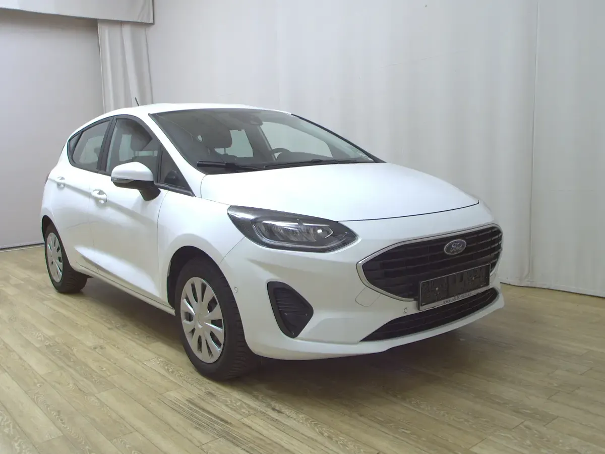 Gebraucht Ford Fiesta Cool & Connect 75 PS (55 kW) 2022 Frostweiß Kleinwagen
