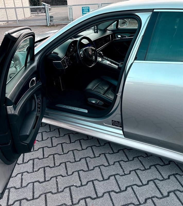 Gebraucht Porsche Panamera S 400 PS (294 kW) 2010 Limousine