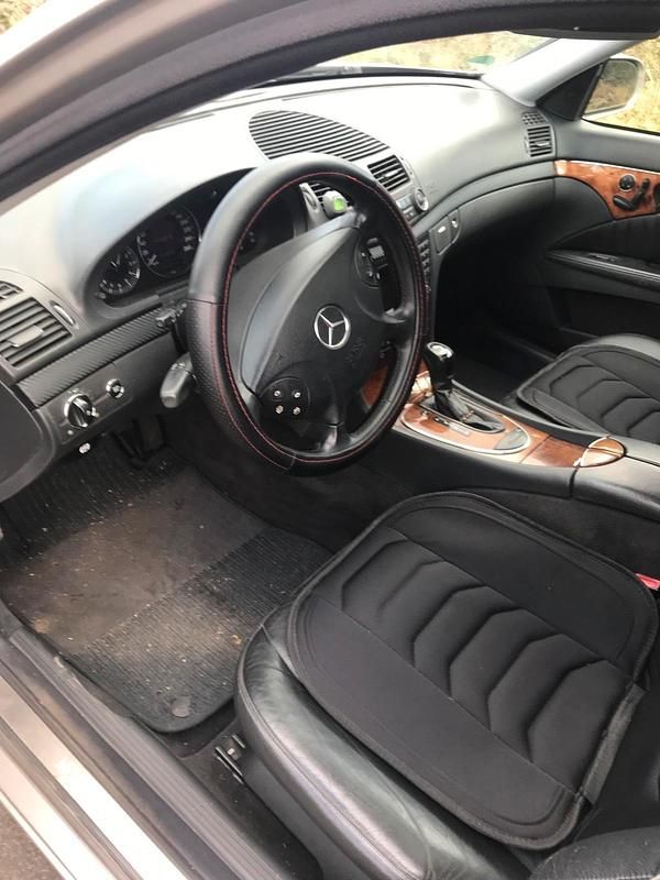 Gebraucht Mercedes E320 224 PS (164 kW) 2003 Silber Kombi