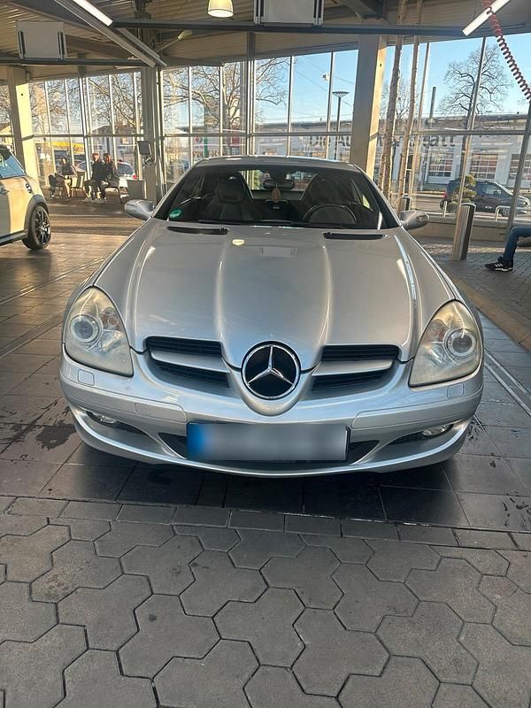 Gebraucht Mercedes 200 162 PS (119 kW) 2005 Silber Cabrio