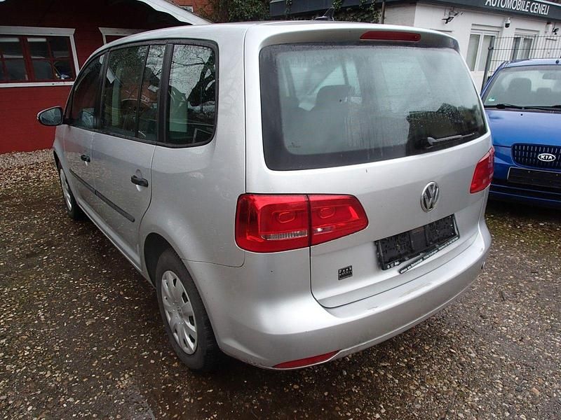 Gebraucht VW Touran 105 PS (77 kW) 2012 Silber Van / Kleinbus
